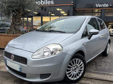 FIAT GRANDE PUNTO 1.3 MULTIJET 75 Cv CLIMATISATION BLUETOOTH 5 PLACES - GARANTIE 1 AN