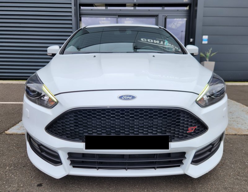 FORD FOCUS 2.0 ECOBOOST 250 ST 5P*GPS*XENON*SYNC*