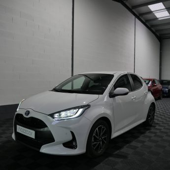 TOYOTA YARIS 2023