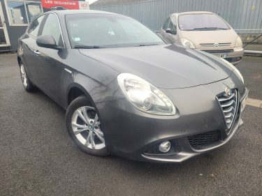 ALFA ROMEO  GIULIETTA  2014