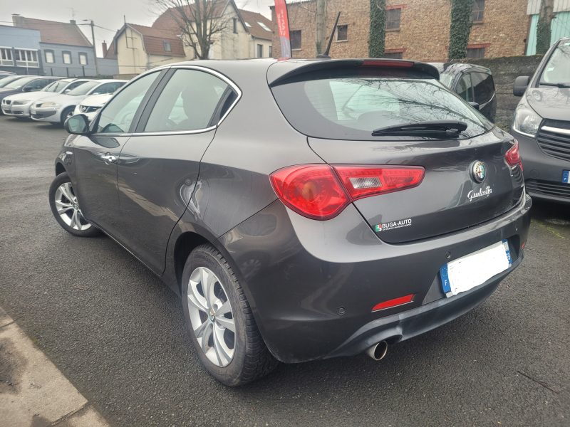 ALFA ROMEO  GIULIETTA  2014