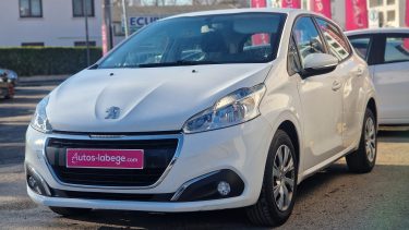 PEUGEOT 208 2019