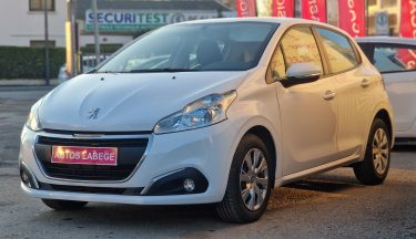 PEUGEOT 208 2019