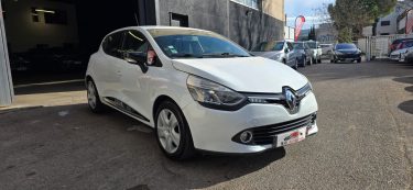 Renault CLIO IV 1.2 16V 75ch , 5 portes, *Crit'Air 1*, *Écran tactile*, *Idéale jeune conducteur*