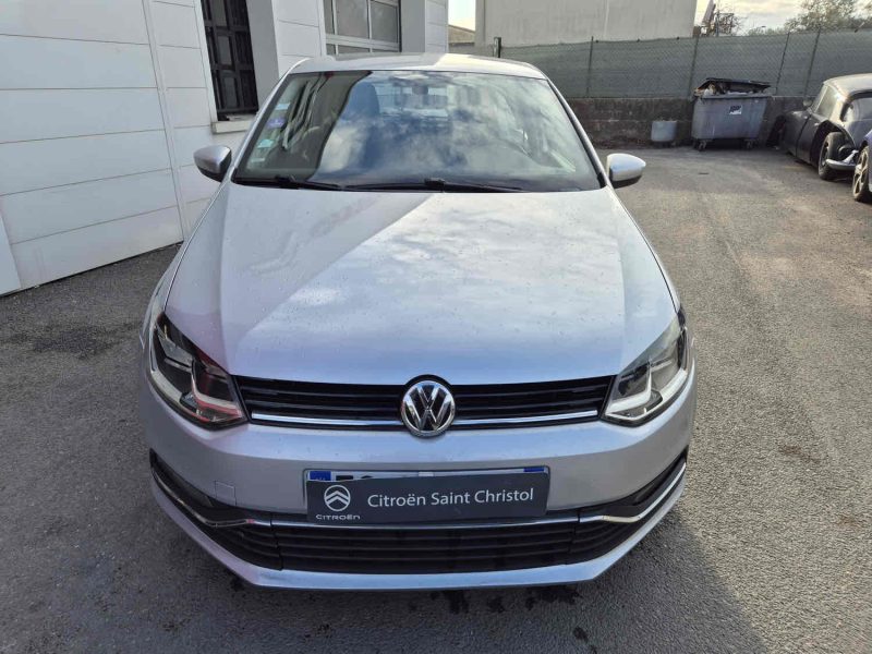 VOLKSWAGEN POLO 2016