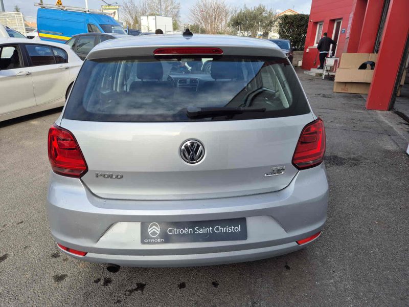 VOLKSWAGEN POLO 2016