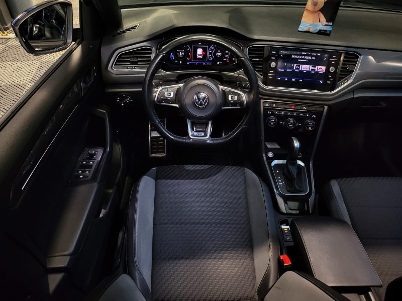 VOLKSWAGEN T-ROC 1.5 TSI 150cv R LINE / TOIT OUVRANT + VIRTUAL COCKPIT + REGULATEUR ADAPTATIF /