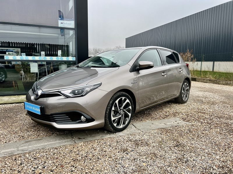 TOYOTA AURIS 136H Design PanoNav/TssLed 03/2016