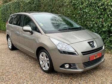 PEUGEOT 5008 2010 1.6 HDi 112Ch