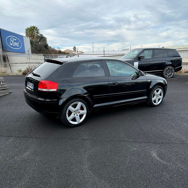 AUDI A3 1.9 TDI 105ch AMBITION 