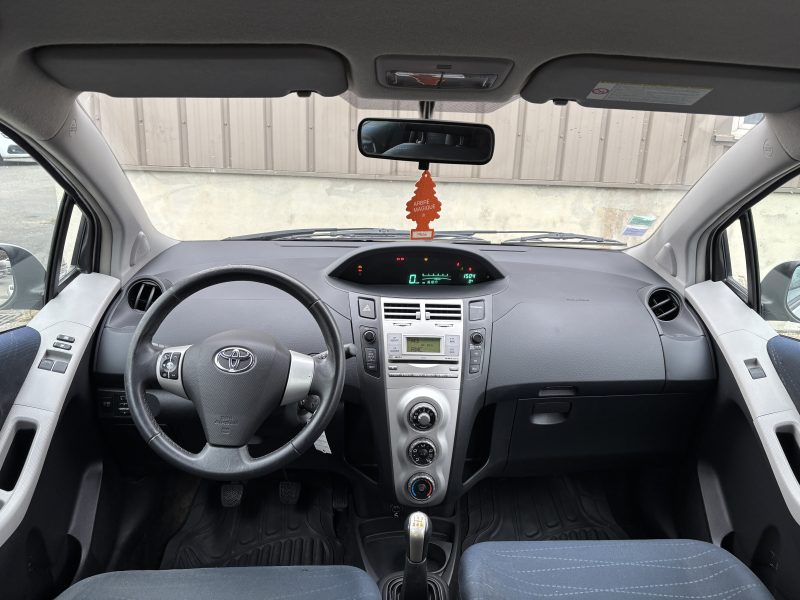 TOYOTA YARIS 2008