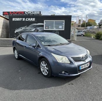 TOYOTA AVENSIS 2.0 D-4D 126ch DYNAMIC 