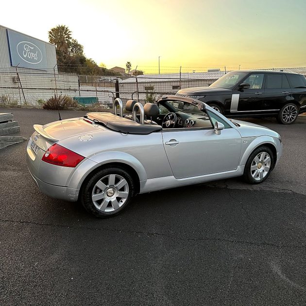 AUDI TT Roadster 1.8 ess 180ch Cabriolet