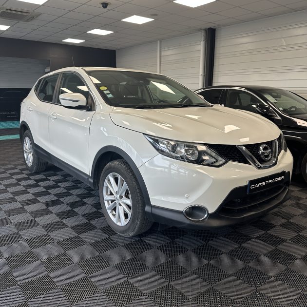 NISSAN QASHQAI II 1.5 dCi 110 cv CONNECT SAFETY SHIELD Garantie 12 mois