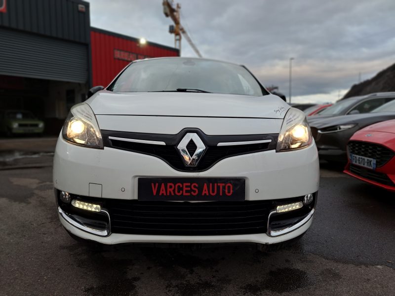 RENAULT MEGANE SCENIC 2015