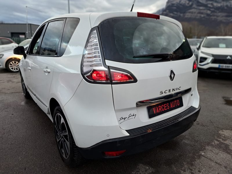 RENAULT MEGANE SCENIC 2015