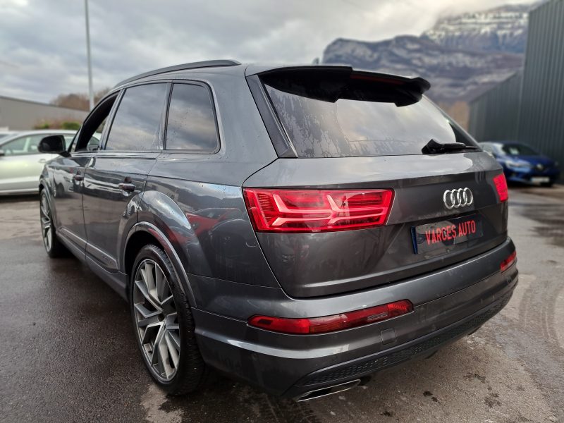 AUDI Q7 2019