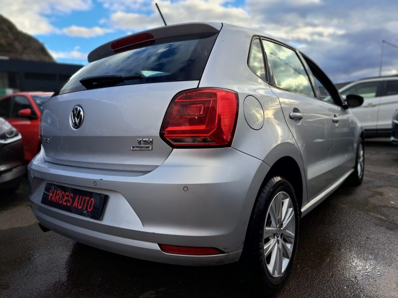 VOLKSWAGEN POLO 2014