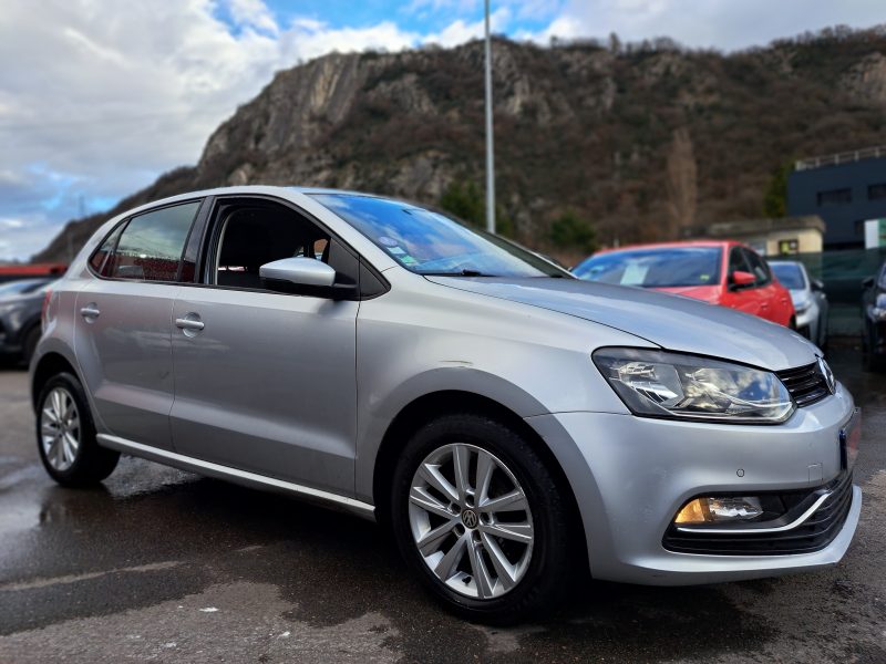 VOLKSWAGEN POLO 2014