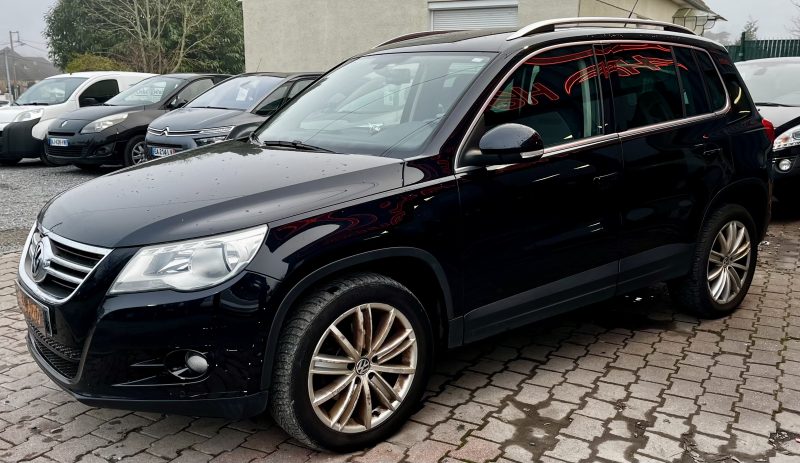 VOLKSWAGEN TIGUAN 2.0L TDI 140Ch ConfortLine 4Motion (4x4) / Révisée&Garantie