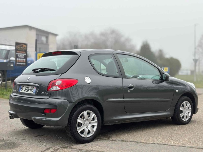 PEUGEOT 206+ 1.4E 75CH TRENDY