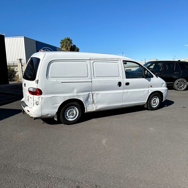 HYUNDAI H-1 2.5 TD 100ch 2003