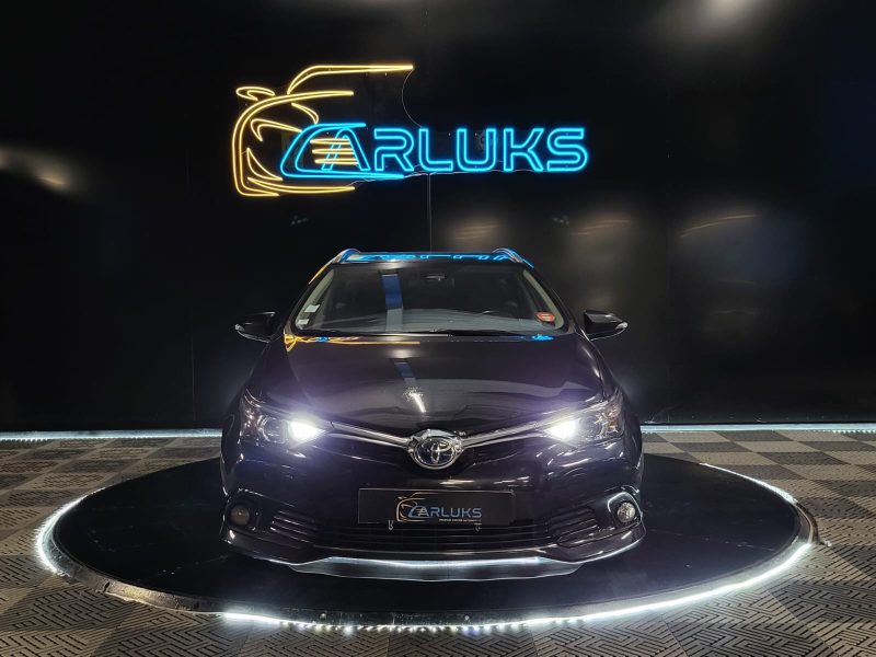 TOYOTA AURIS TOURING 1.8 Hybrid  122CV DESIGN / 2EME MAIN / CAMERA DE RECUL 