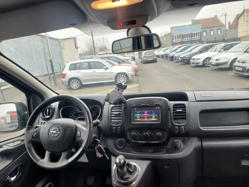 OPEL  VIVARO  2017