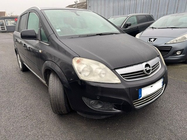 OPEL ZAFIRA 2010