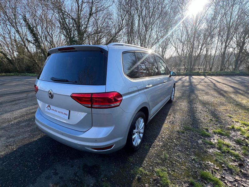 VOLKSWAGEN TOURAN 2018