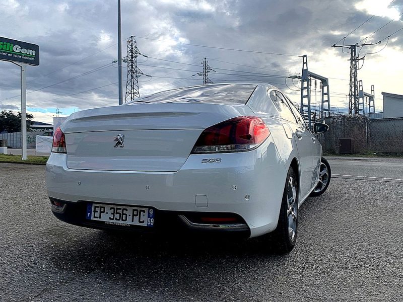 PEUGEOT 508 2017