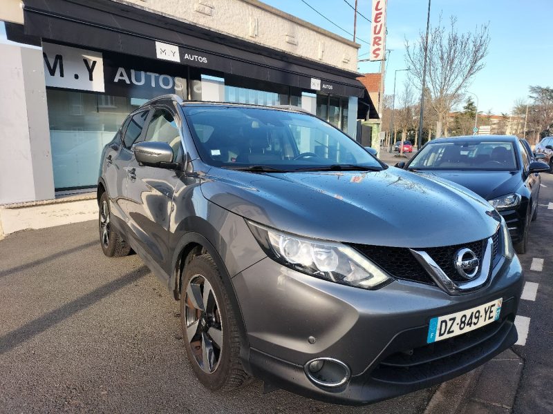 NISSAN QASHQAI 2016