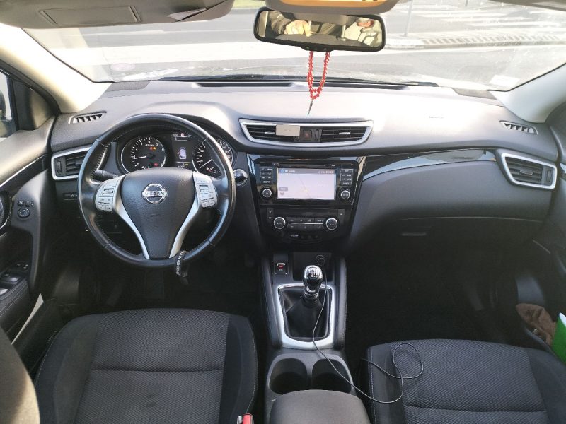 NISSAN QASHQAI 2016