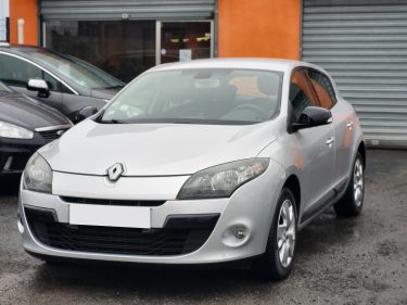 RENAULT MEGANE 3 III 2011