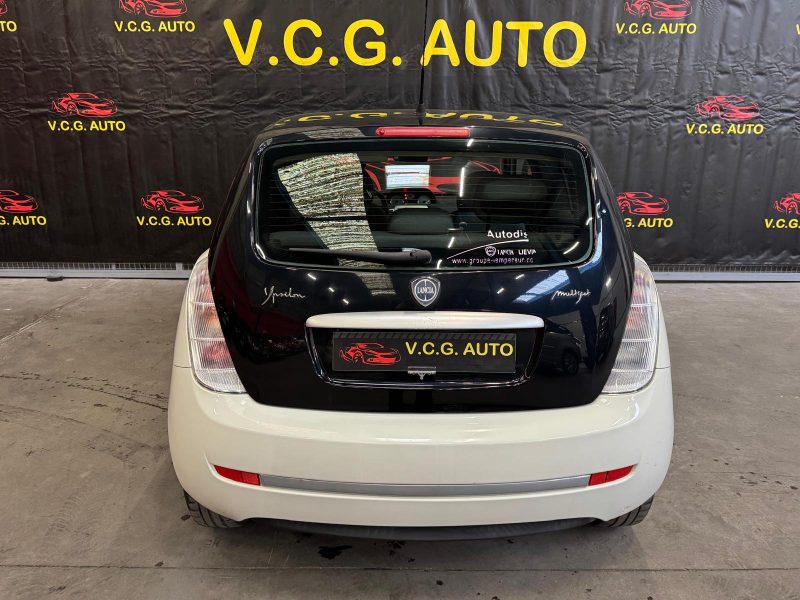 LANCIA Y YPSILON 1.3 Multijet 75 Elefantino