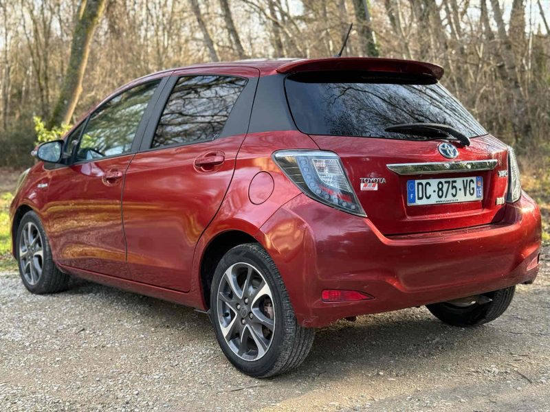 TOYOTA YARIS 1.5 HYBRID 100 DYNAMIC 