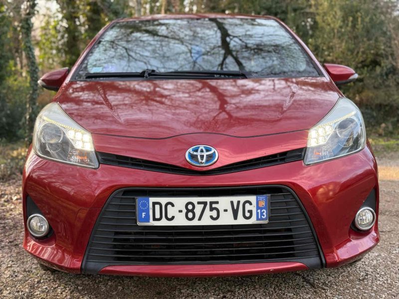 TOYOTA YARIS 1.5 HYBRID 100 DYNAMIC 