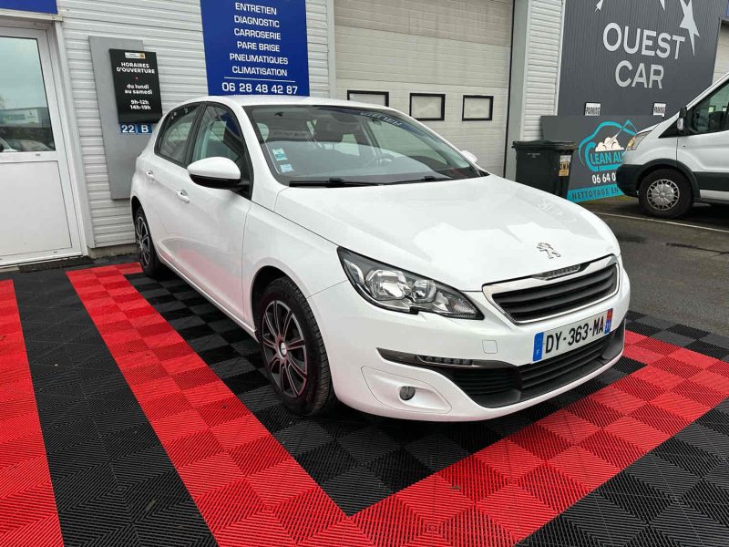 PEUGEOT 308 2015