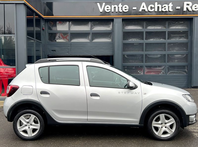DACIA SANDERO STEPWAY II 0.9 TCE 90 Cv GPS BLUETOOTH REGULATEUR LIMITEUR CRIT AIR 1 - GARANTIE 1 AN