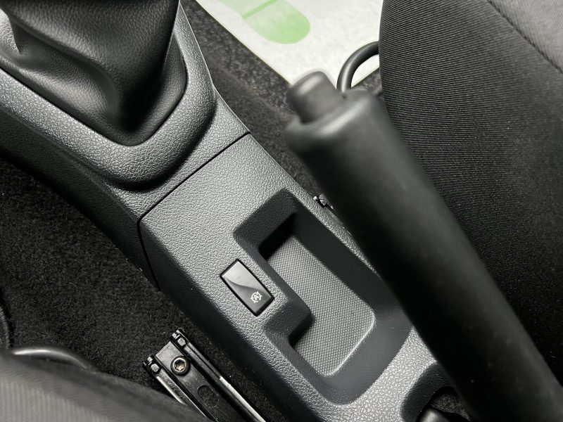 DACIA SANDERO STEPWAY II 0.9 TCE 90 Cv GPS BLUETOOTH REGULATEUR LIMITEUR CRIT AIR 1 - GARANTIE 1 AN