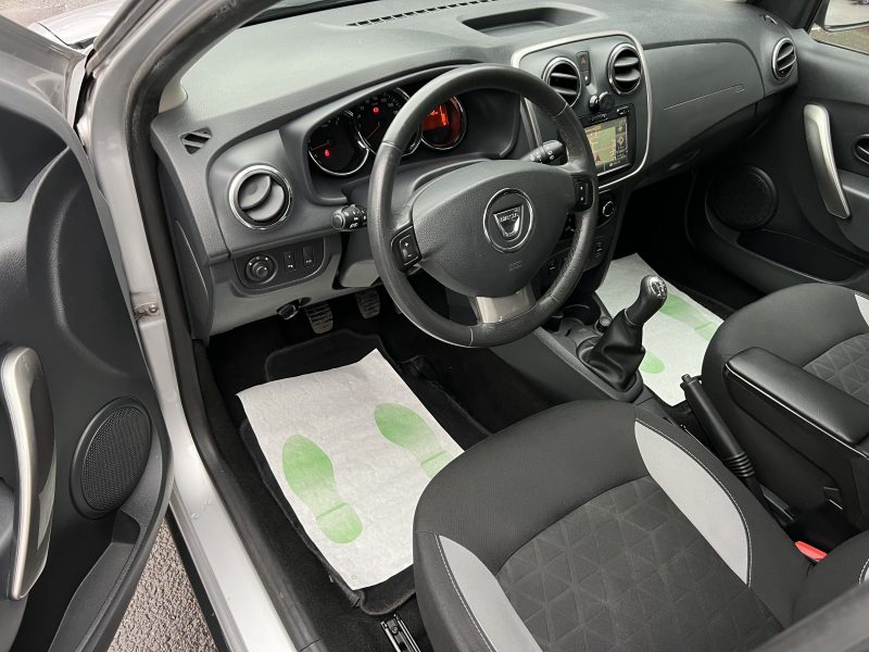 DACIA SANDERO STEPWAY II 0.9 TCE 90 Cv GPS BLUETOOTH REGULATEUR LIMITEUR CRIT AIR 1 - GARANTIE 1 AN