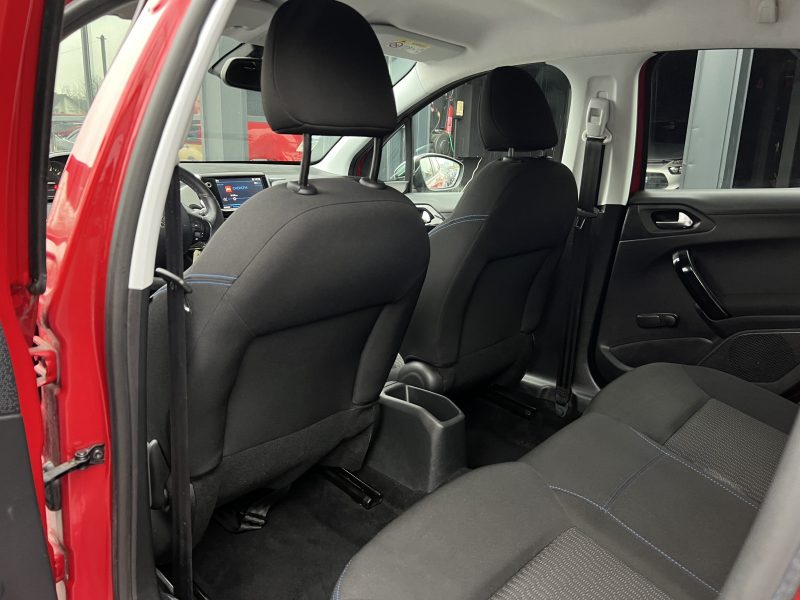 PEUGEOT 208 PHASE 2 II STYLE 1.2 82 Cv ECRAN TACTILE REGULATEUR LIMITEUR CRIT AIR 1 - GARANTIE 1 AN