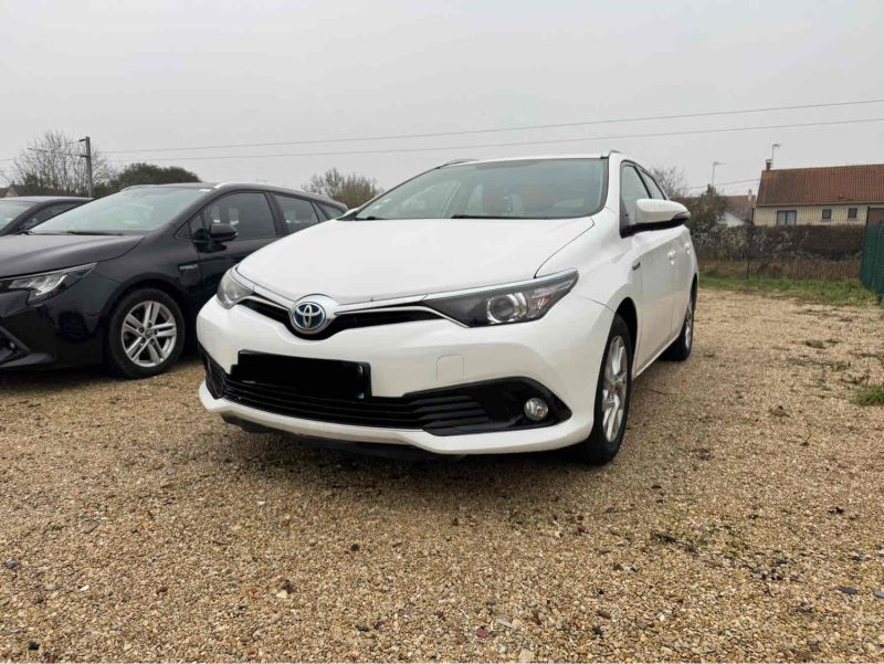 TOYOTA AURIS 1.8 HYBRIDE 136 ACTIVE TOURING SPORT