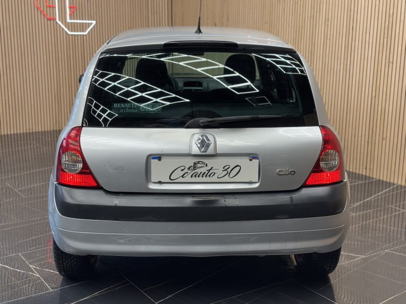 RENAULT CLIO 2006