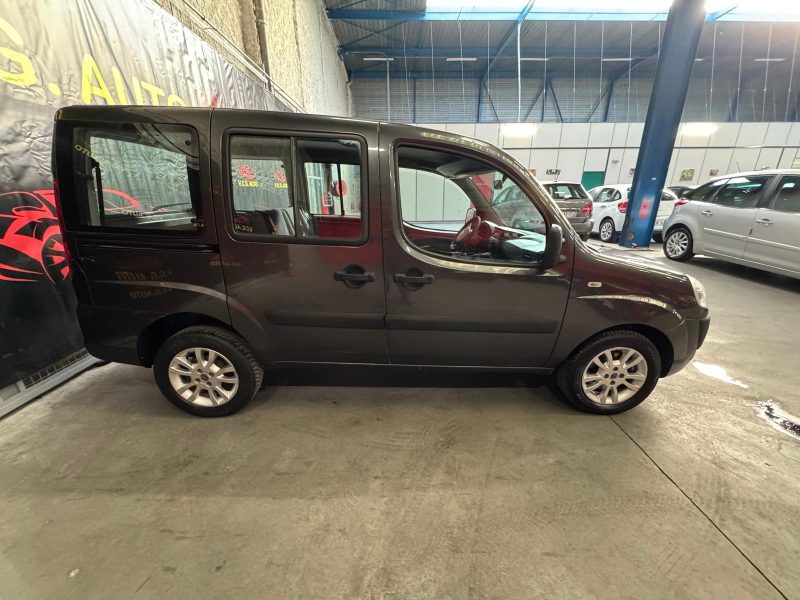 FIAT DOBLO 1.9 Multijet 105 Emotion