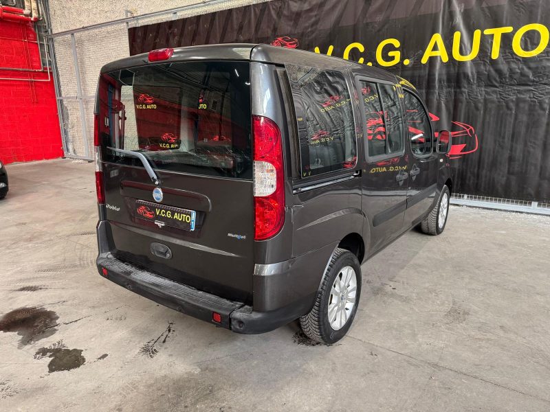 FIAT DOBLO 1.9 Multijet 105 Emotion