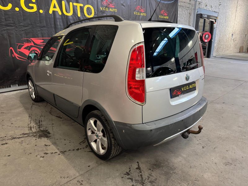 SKODA ROOMSTER 1.9 TDI 105 Scout