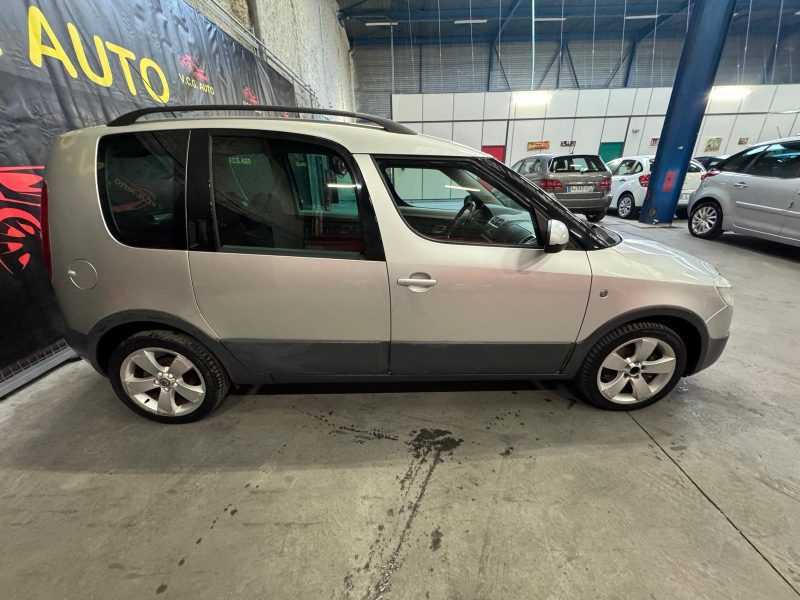 SKODA ROOMSTER 1.9 TDI 105 Scout