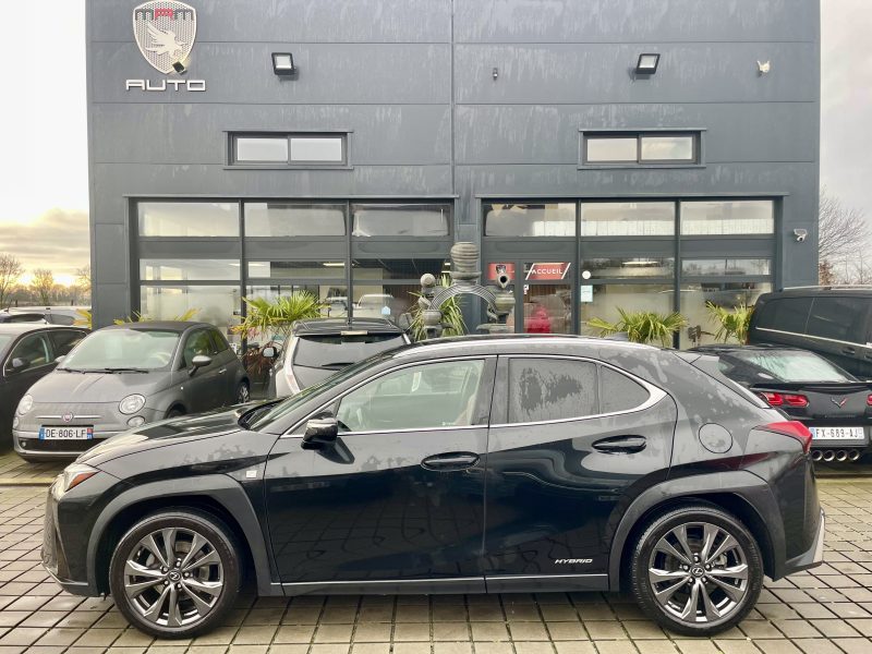 LEXUS UX 250H PACK SPORT GARANTIE CONSTRUCTEUR JUSQU'A 2027