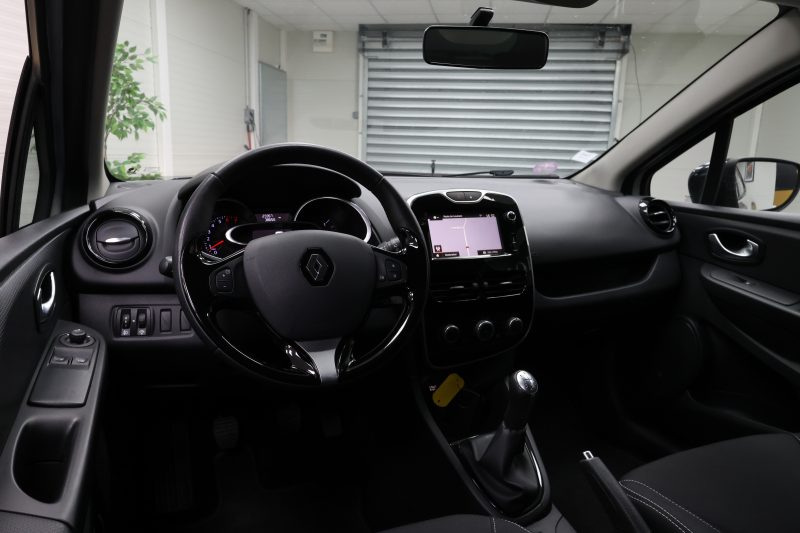 RENAULT CLIO 2016